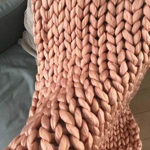 Mytrendster Chnky™ Knit Blanket